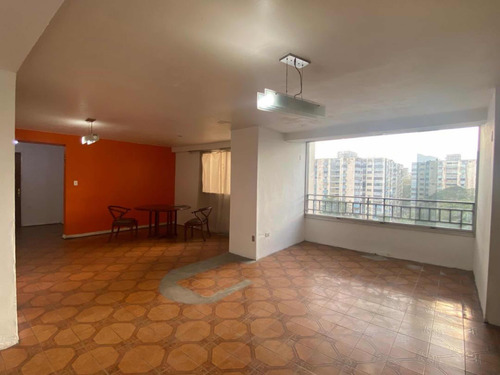 Apartamento Amplio En El Viñedo, Resid Las Delicias - Atm