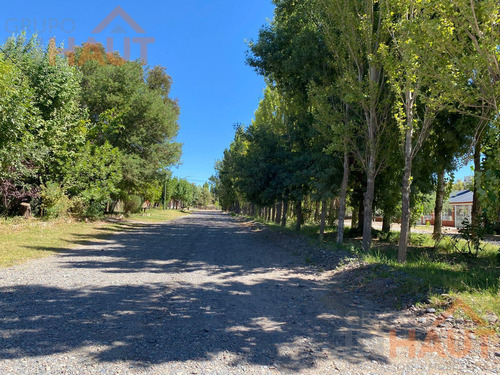 Terreno En Villa El Chocon
