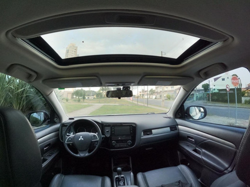 Imagem 5 de 8 de Mitsubishi Outlander