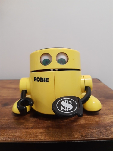 Alcancía Vintage Radio Shack. Robie. Robot. Robotic Banker.