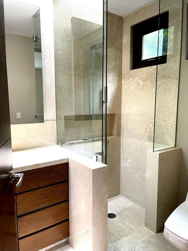 Residencia En Venta En Bosques De Las Lomas