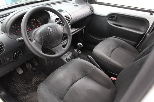 Renault Kangoo Confort 1.6 2015 La Plata 056