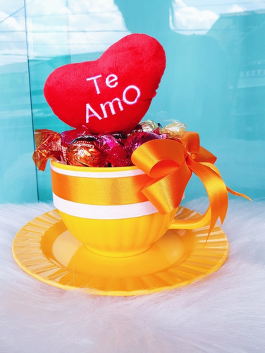 Imagem 3 de 5 de Cesta Xícara Chocolate Bombons Cacau Show Presente Especial