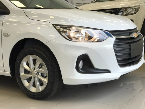 Imagen 3 de 25 de Chevrolet Onix Plus Lt Tech Ph