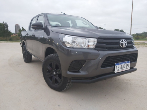 Imagen 4 de 8 de Toyota Hilux 2021 2.4 Cd Dx 150cv 4x4
