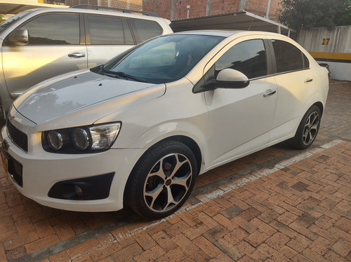 Chevrolet Sonic 1.6 Lt 4 p