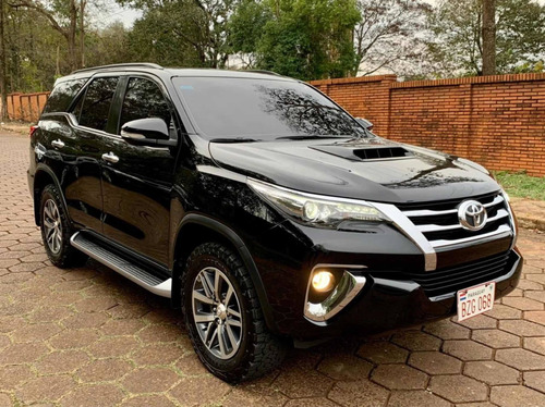 Imagen 5 de 10 de Toyota Fortuner La Más Full