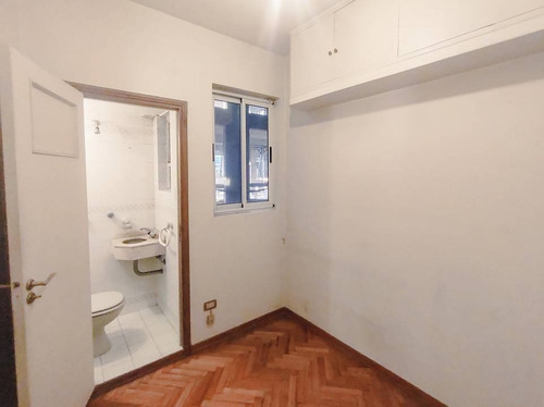 Imagen 12 de 30 de Muy Buen Departamento De 4 Ambientes En Venta En Olivos !!