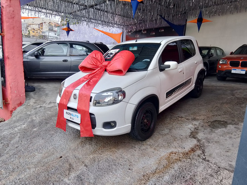 Fiat Uno 1.4 Sporting Flex 5p