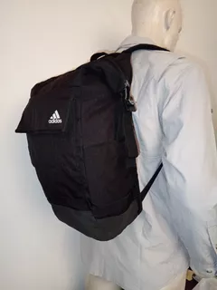 Mochila adidas