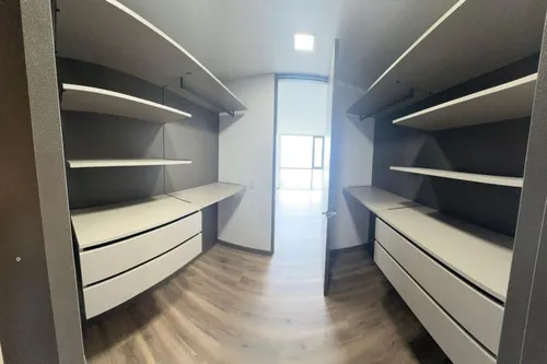 Apartamento En Venta En El Poblado, Las Palmas. Cod V12671