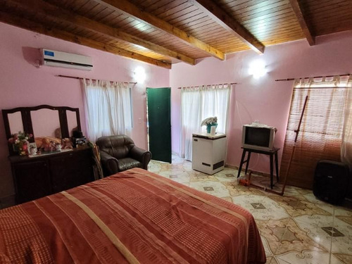 Imagen 17 de 26 de Casa Quinta Con Pileta, Y Amplio Terreno Parquizado