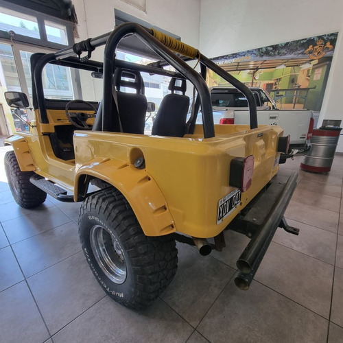 Imagen 5 de 12 de Jeep Ika 4x2 Lody Ford 221