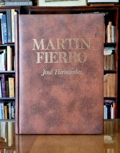 Martin Fierro - José Hernandez - Atelierdelivre (Usado)