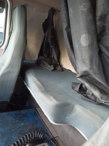 Volvo Vm 270 Bitruck Ano 2012 No Chassi Calçado Pneus