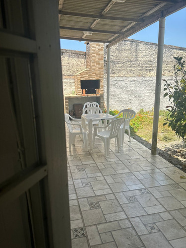 Casa A Media Cuadra Del Mar En Balneario Hermenegildo Del Lado Brasileño
