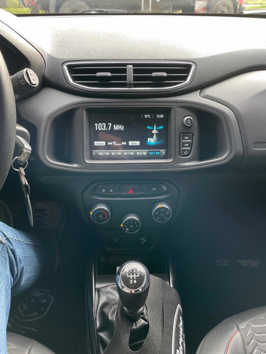 Imagen 8 de 15 de Chevrolet Onix 1.4 Ltz 98cv 2017