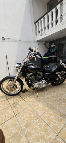 Custom 883