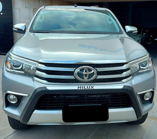 Toyota Hilux 2.8 Cd Srx 177cv 4x4 At 2016