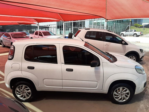 Fiat Uno Attractive 1.0 8v (flex) 4p