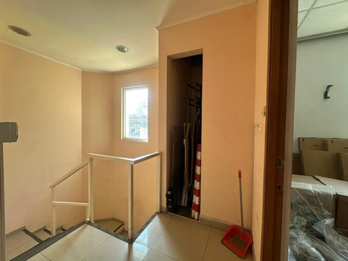 Uso Comercial/oficina 2 Salas, 2p,2b - 126m2, Barrio Italia