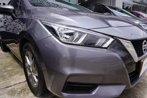 Nissan Versa 1.6 Sense