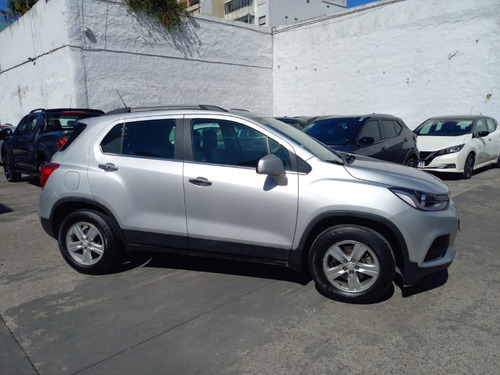 Imagen 9 de 15 de Chevrolet Tracker Premier