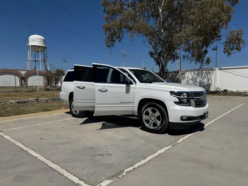Chevrolet Suburban 5.4 Premier Piel 4x4 At