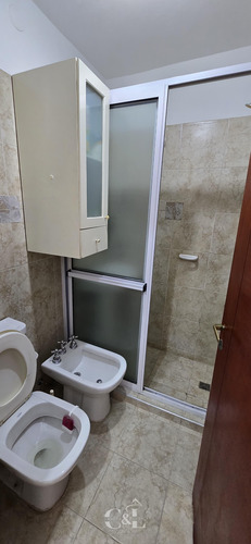 Venta Casa De 2 Dormitorios Con Piscina En Miguel Muñoz