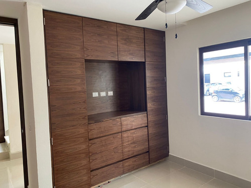 Casa Nueva En Renta En Residencial Río Con Alberca Y 4 Recámaras