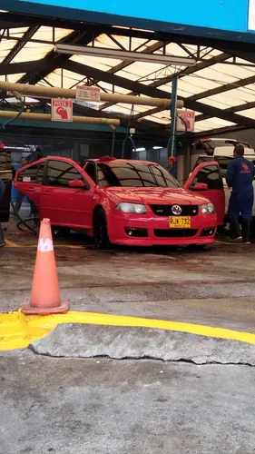 Jetta Gli 1.8 Stock Mecánico Tercer Dueño, Al Día De Todo