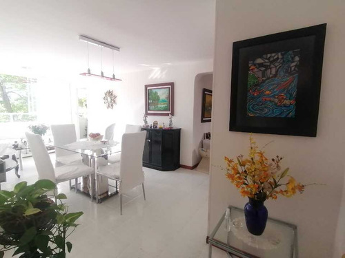 Imagen 4 de 18 de En Venta Amplio Apartamento Orquídea Cañaveral