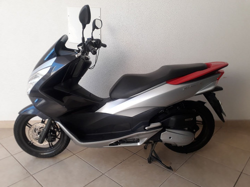 Imagem 5 de 9 de Honda Pcx 150 Sport
