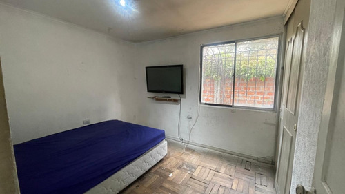 Linda Casa 4d2b, Excelente Sector, Cercana Comercios Y Serv