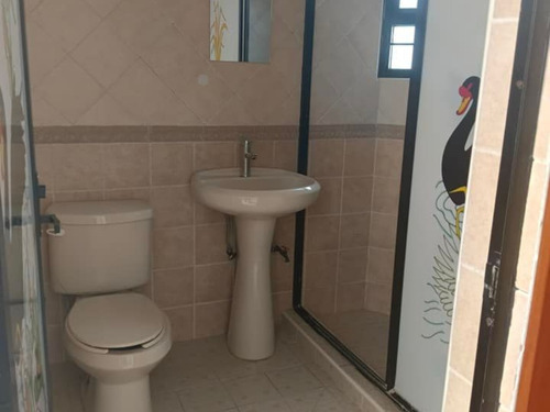 Venta De Casa En Colonia Olivar Del Conde, Álvaro Obregon. Cerca De:av. Santa Lucia, Av Miguel Hidalgo, Escuela Secundaria N 111, Av Gustavo Diaz Ordaz, Av Cherreria.jf06.