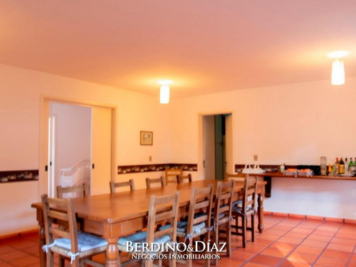 Casa - Parque Burnett Imperdible Oportunidad- Ref: 697