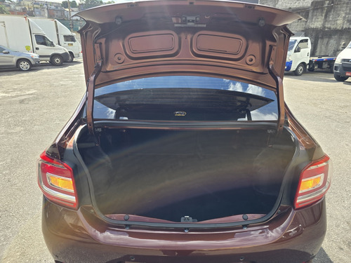Renault Logan 1.6 DYNAMIQUE 8V FLEX 4P MANUAL