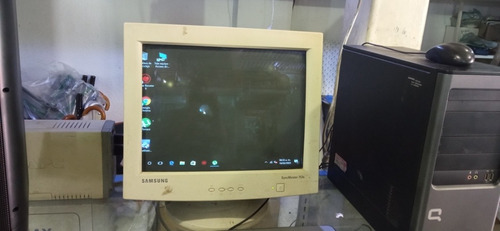 Monitor Samsung Crt De 17  Tienda Física