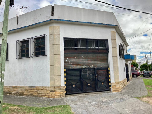 Imagen 2 de 21 de Venta Galpon/local/jardin, Villa Bllester 196 M2