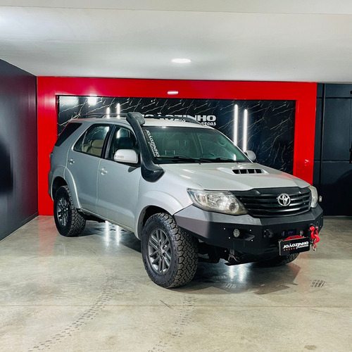Toyota SW4 3.0 Srv 5l 4x4 Aut. 5p 163 hp