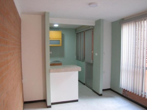 Se Vende Dpto. De Recuperción Bancaria U.h Minas De Arena, Col. San Nicolas Tolentino, Tlahuac Cdmx. Arf