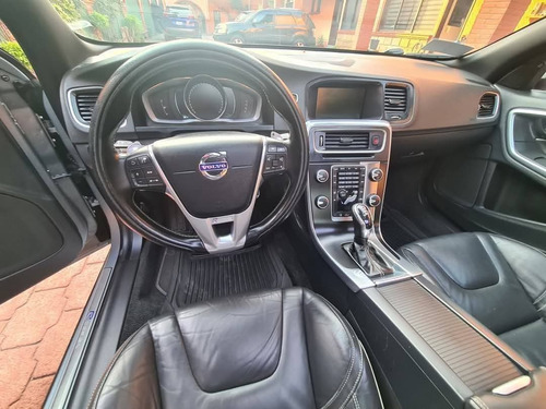 Volvo S60 3.0 R-desingn T6a L6//t Sec/pack At