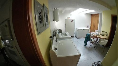 Imagen 12 de 16 de Julio Latouche Rentahouse Vende Casa En El Bosque Valencia 22-14737