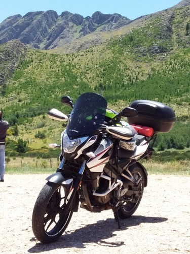 Bajaj Ns 200