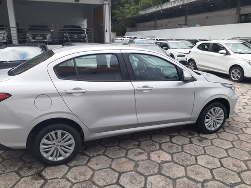 Fiat Cronos 1.3 FIREFLY FLEX DRIVE MANUAL
