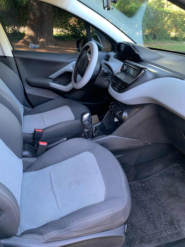 Peugeot 208 1.6 Allure