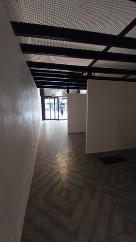 Local En Venta En Villa Ortúzar, Capital Federal, Buenos Aires