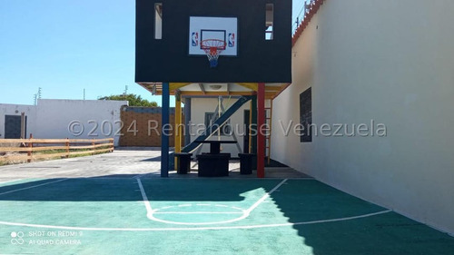 De Oportunidad!! Venta De Casa En Playa El Agua. Isla De Margarita.