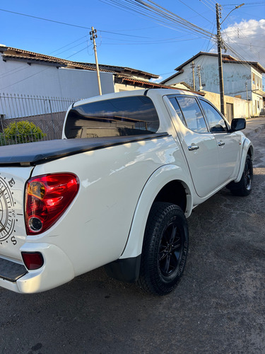 Mitsubishi L200 3.2 Triton Hpe Cab. Dupla 4x4 Aut. 4p