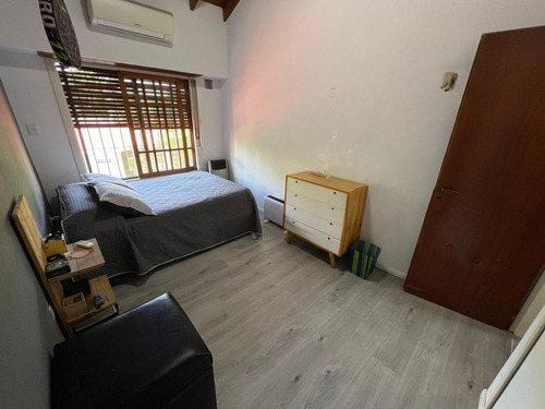Casa 6 Amb. C/quincho, Parrilla, Pileta - B. Vista